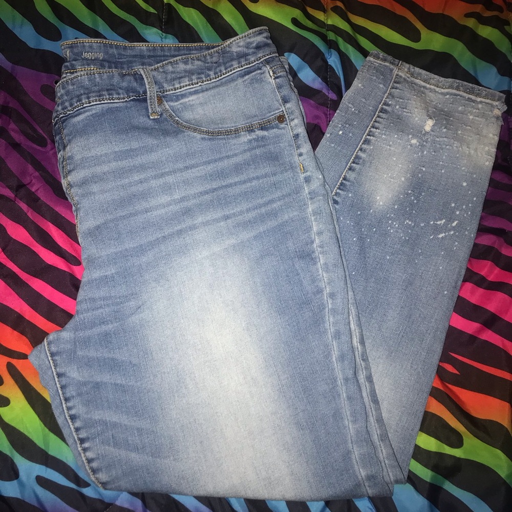 Ava & Viv Light Wash Jeggings